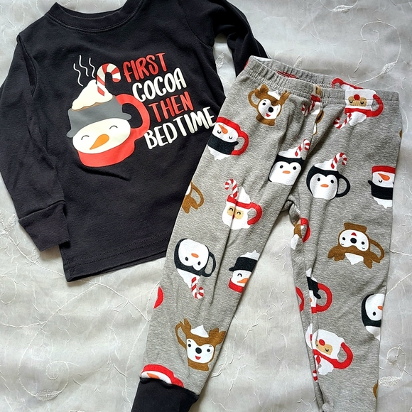 Carter's Christmas Pajama Set - Hot Cocoa Graphic Design For Girls And Boys - Picture 2 of 9